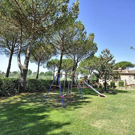 Vernazzano Basso Sleeps 4 T242186 Апартаменты