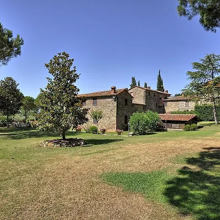Апартаменты Vernazzano Basso Sleeps 4 T242186 Туоро-суль-Тразимено