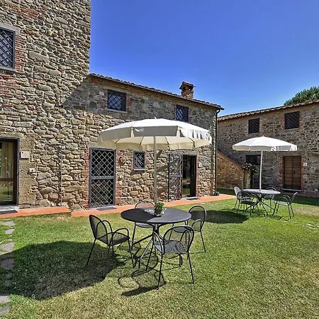 Vernazzano Basso Sleeps 4 T242186 *